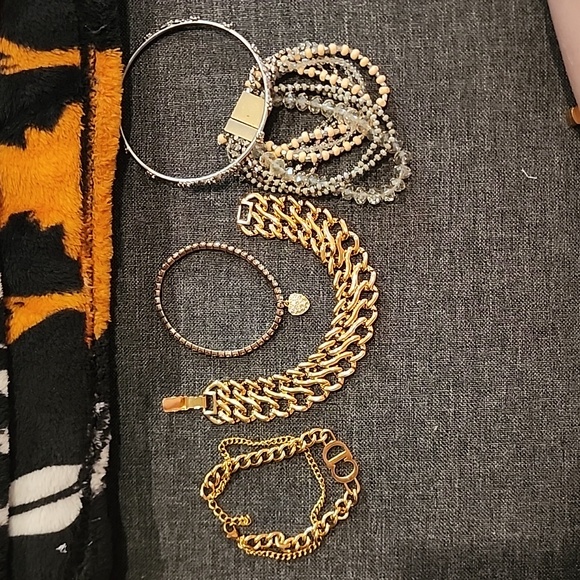 Mystery Jewelry Bracelet Bag - Picture 4 of 4